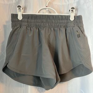 Lululemon Tracker 4” Shorts